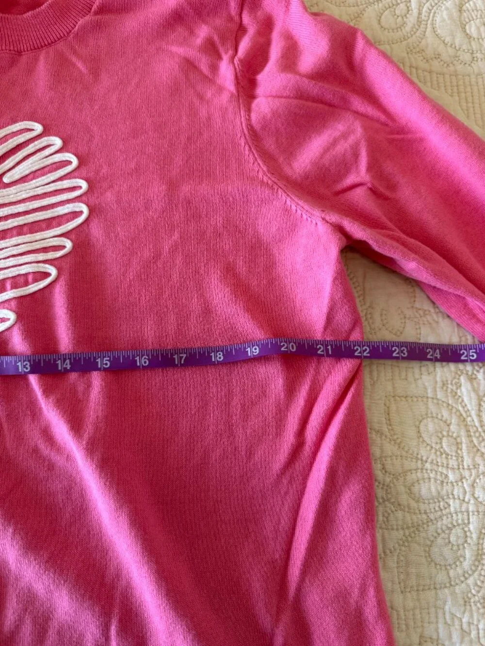 Bright pink long-sleeve crewneck sweater - Picture 4 of 6